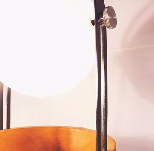 Rise at full illumination when the sphere rests at the top